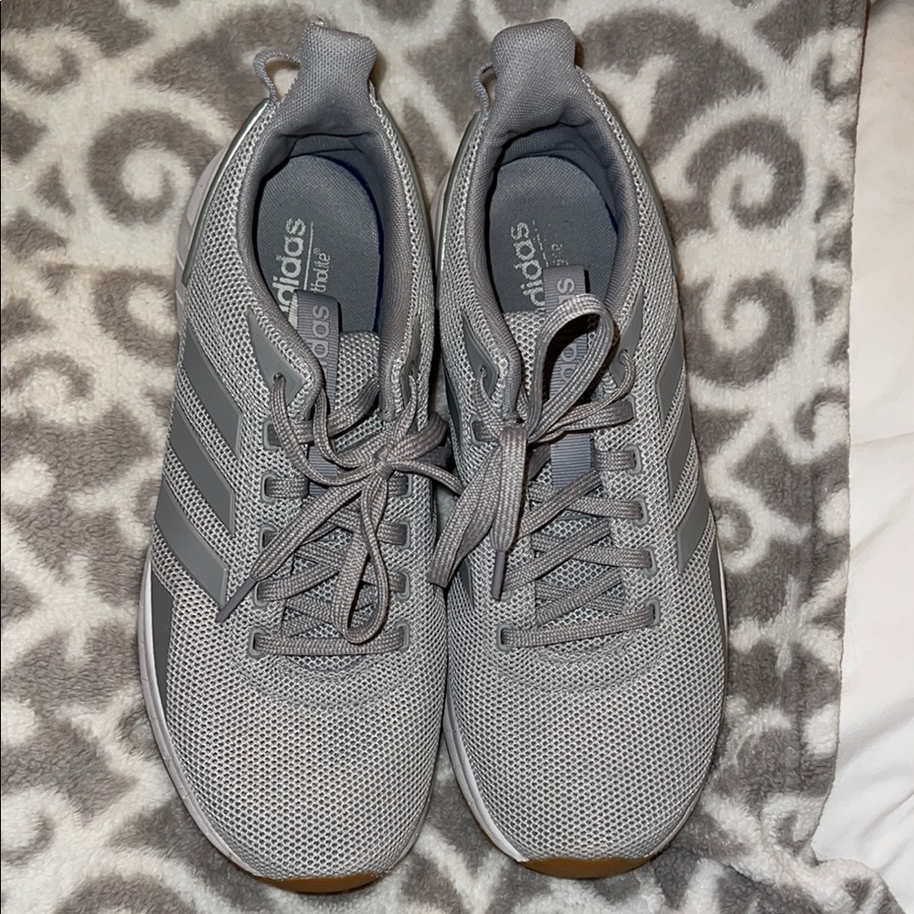 Adidas Women’s Cloudfoam Sneaker - 9.5 - Gray